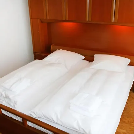 Tunnelstrasse-1 By Interhome Apartment