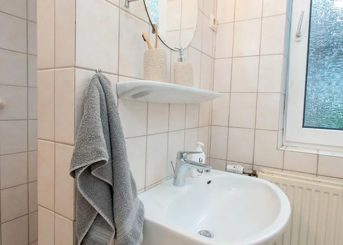 Tunnelstrasse-1 By Interhome Appartement *